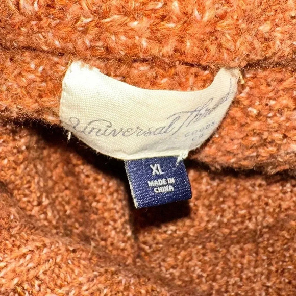 🆓Universal Thread Quarter Zip Mock Turtleneck Pullover Sweater🆓 - Picture 6 of 7